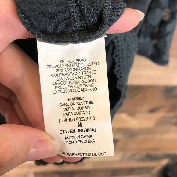 Jolt gray lace top - Picture 6 of 8